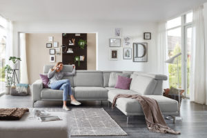 Sofa mit Kopfstütze